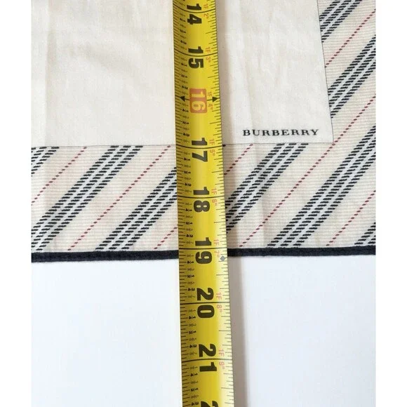 Burberry Scarf Plaid Nova Check Pattern Beige Black & Red Cotton Iconic Preppy - Picture 7 of 8